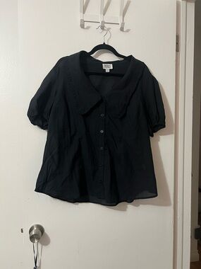 Unique vintage cotton button-up shirt with oversized collar